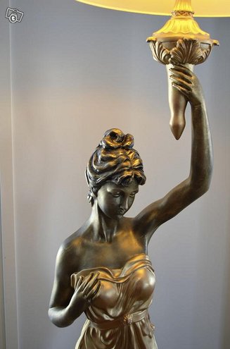 Naispatsas, Diana patsas, yläosa