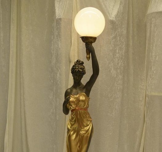 Diana patsas, pyöreällä kuvilla