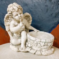 enkeliruukku betonista kukkaruukku enkeli puutarhakoriste 1