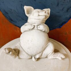 Rentoutuva possu patsas betoni hauska eläinpatsas sisustukseen 2