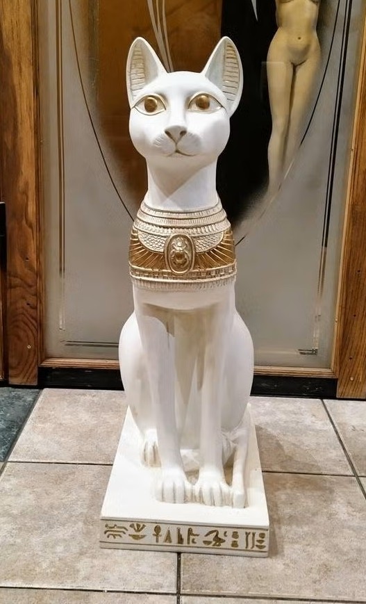 bastet egyptiläinen kissapatsas sisustus 1